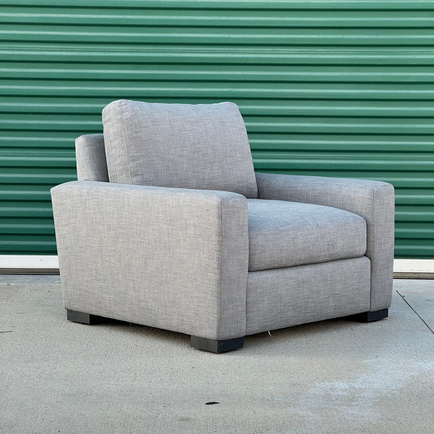 $1,860 Delivered | RH Restoration Hardware Maxwell Chair Classic Depth
