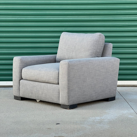 $1,860 Delivered | RH Restoration Hardware Maxwell Chair Classic Depth